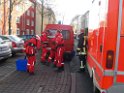 Einsatz Feuerwehr SEK Polizei Koeln Nippes Merheimerstr P012